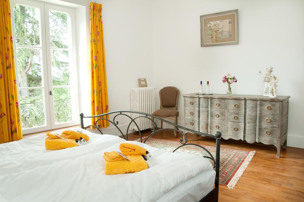 Domaine De La Fauconnie Hotel Campsegret Room photo