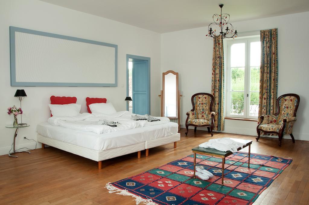 Domaine De La Fauconnie Hotel Campsegret Room photo