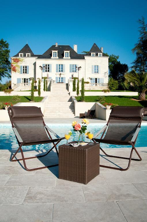 Domaine De La Fauconnie Hotel Campsegret Exterior photo