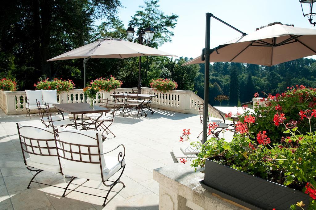 Domaine De La Fauconnie Hotel Campsegret Exterior photo
