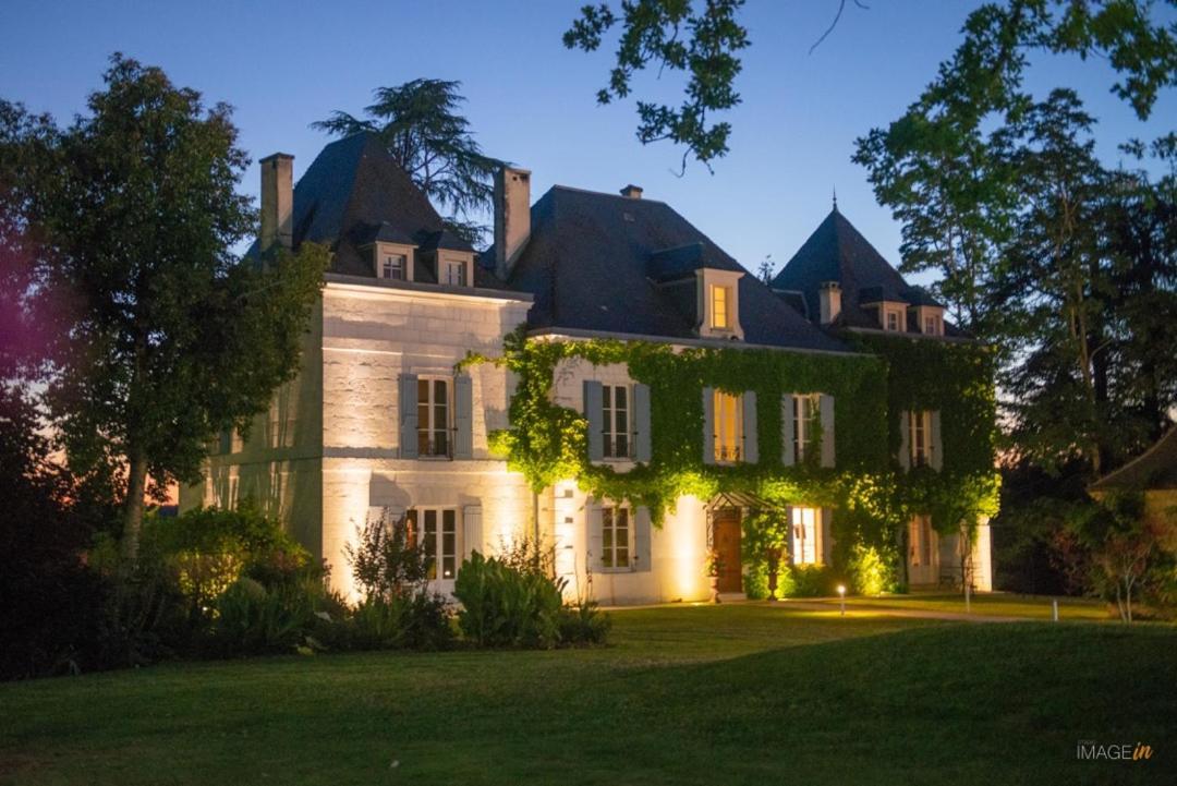 Domaine De La Fauconnie Hotel Campsegret Exterior photo